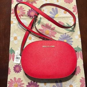 New Michael Kors Jet Set Travel Medium Saffiano Leather Crossbody Bright Red
